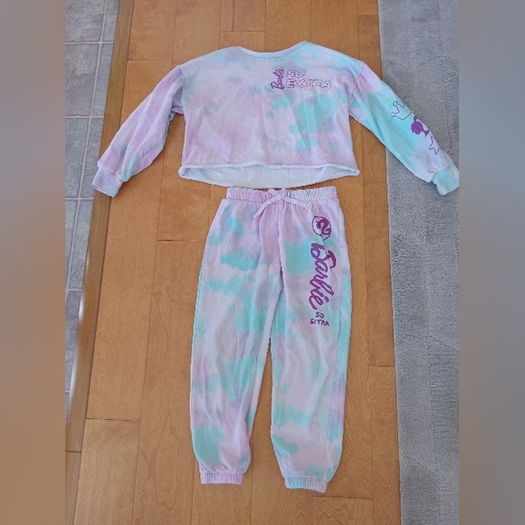 Barbie Other - Girls barbie sweat outfit